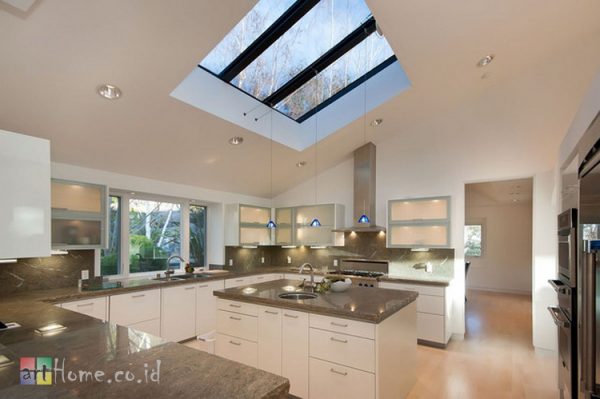Kelebihan Atap Kaca Skylight di Dapur